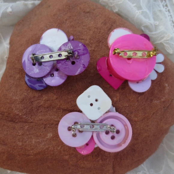 Collage Pins - Picture 2 of 5